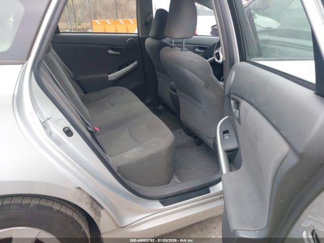 Toyota Prius Three Image 3