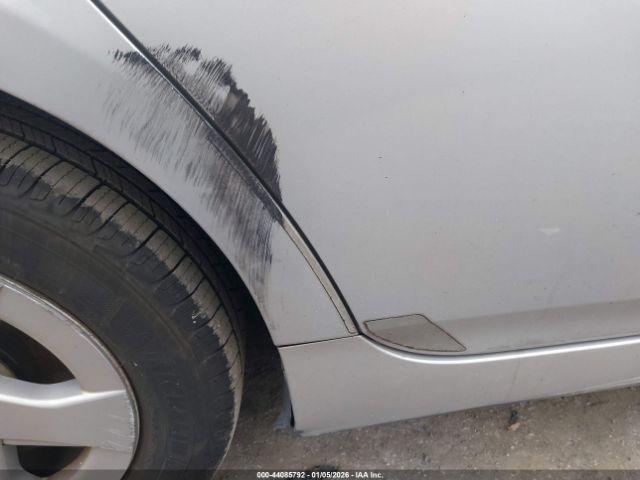 Toyota Prius Three Image 9