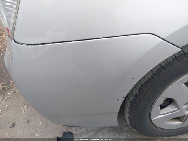 Toyota Prius Three Image 13