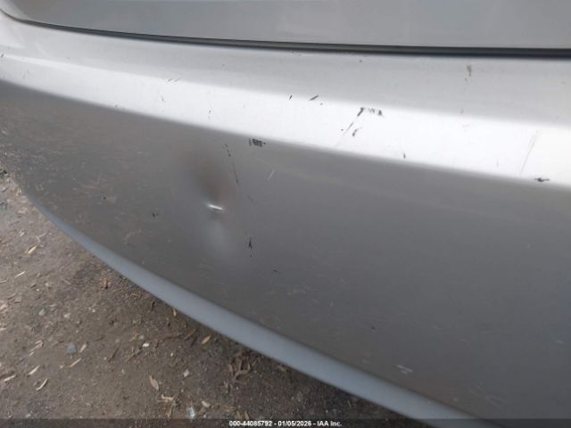 Toyota Prius Three Image 11