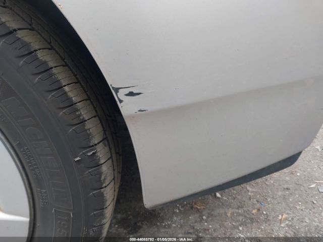 Toyota Prius Three Image 14