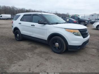  Salvage Ford Utility Police Intercepto