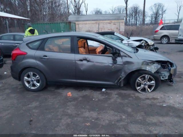 Ford Focus Se Image 10