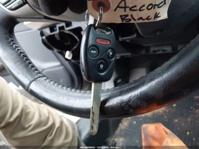 Honda Accord 2.4 Se Image 8