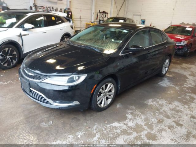 Chrysler 200 Limited Image 4