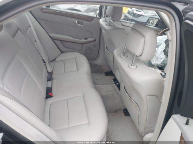 Mercedes-Benz E-Class 4matic Image 16