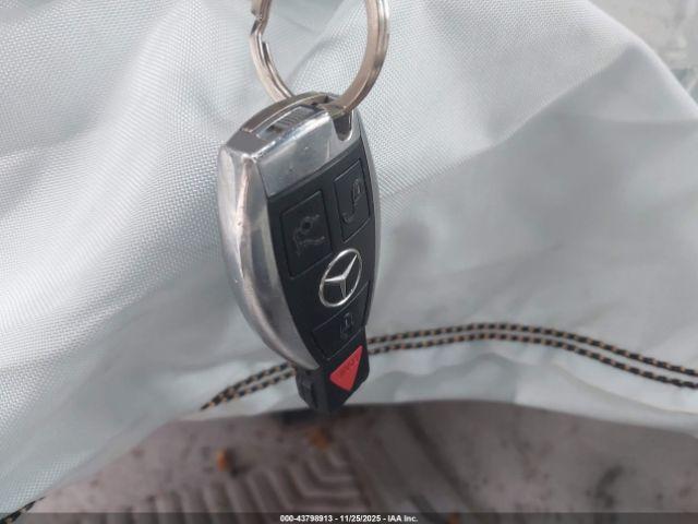 Mercedes-Benz E-Class 4matic Image 3