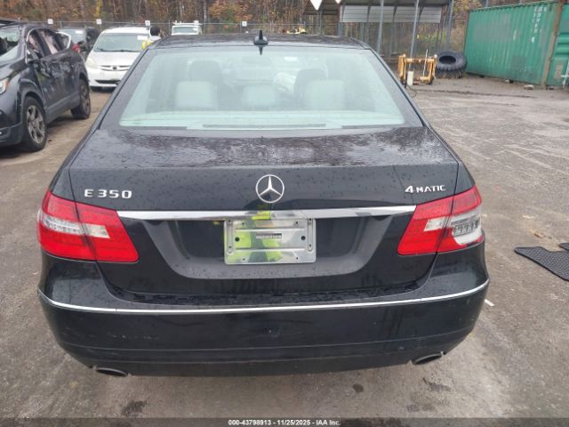 Mercedes-Benz E-Class 4matic Image 8