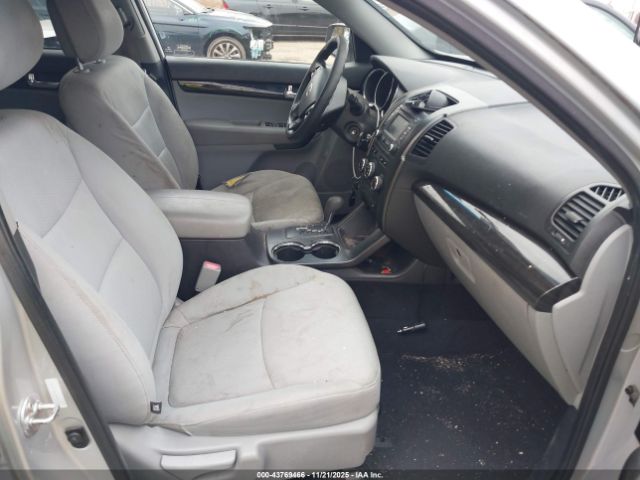 Kia Sorento Lx Image 3