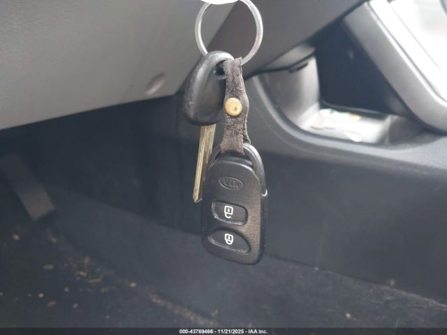 Kia Sorento Lx Image 10