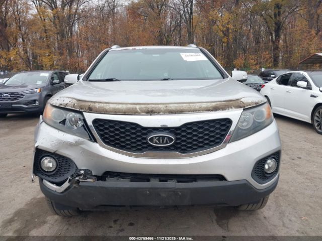 Kia Sorento Lx Image 11