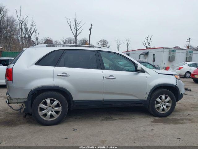 Kia Sorento Lx Image 15