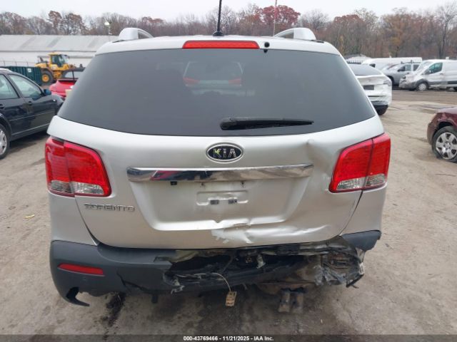 Kia Sorento Lx Image 16