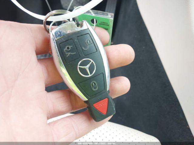 Mercedes-Benz C-Class Image 13