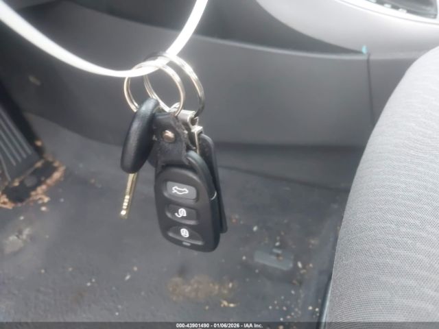 Hyundai ELANTRA Se Image 11