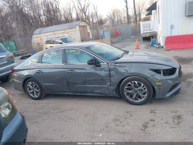 Hyundai SONATA Sel Image 13