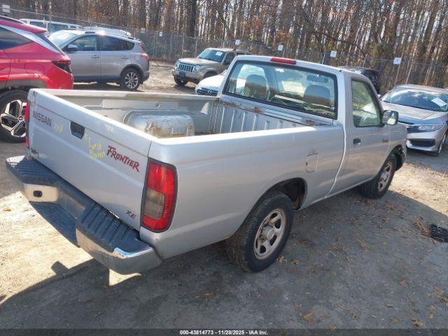 Nissan Frontier Xe Image 7