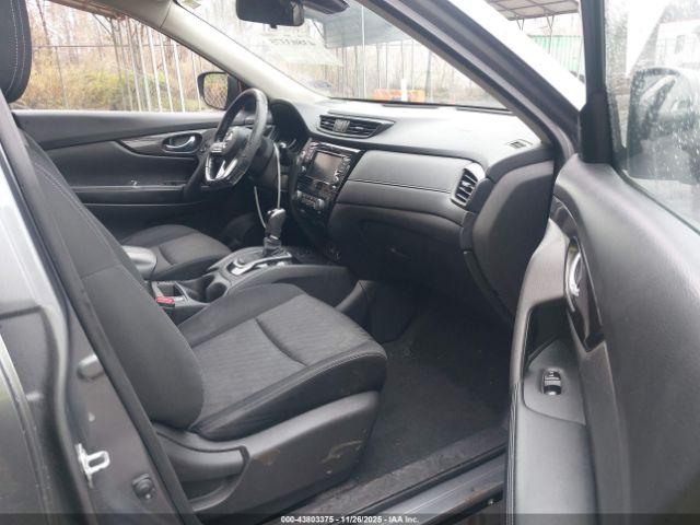 Nissan Rogue Sv Image 4