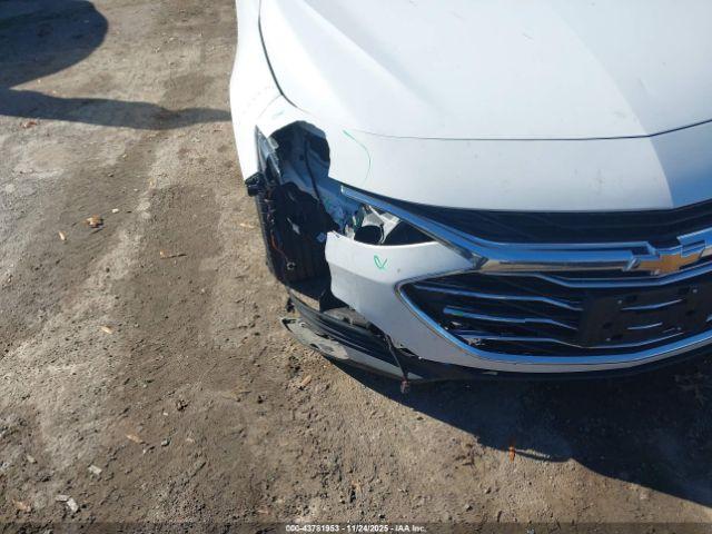 Chevrolet Malibu Fwd 1lt Image 14