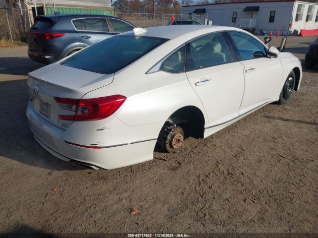 Honda Accord Touring Image 6