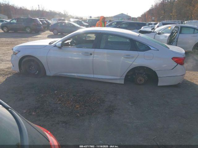 Honda Accord Touring Image 13