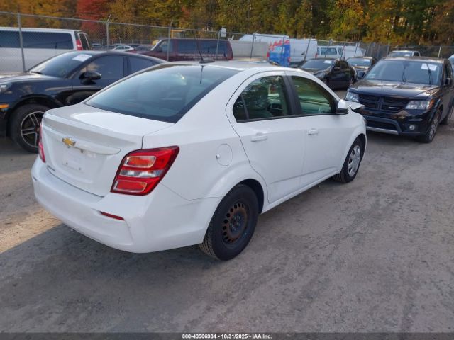 Chevrolet Sonic Ls Auto Image 6