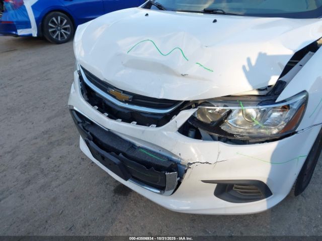 Chevrolet Sonic Ls Auto Image 10