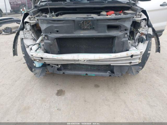 Ford Explorer Image 13