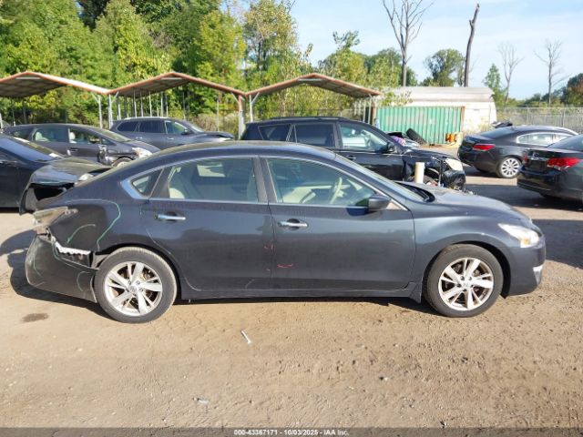 Nissan Altima 2.5 Sv Image 11