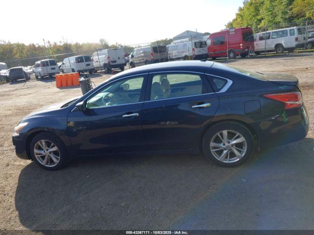 Nissan Altima 2.5 Sv Image 13