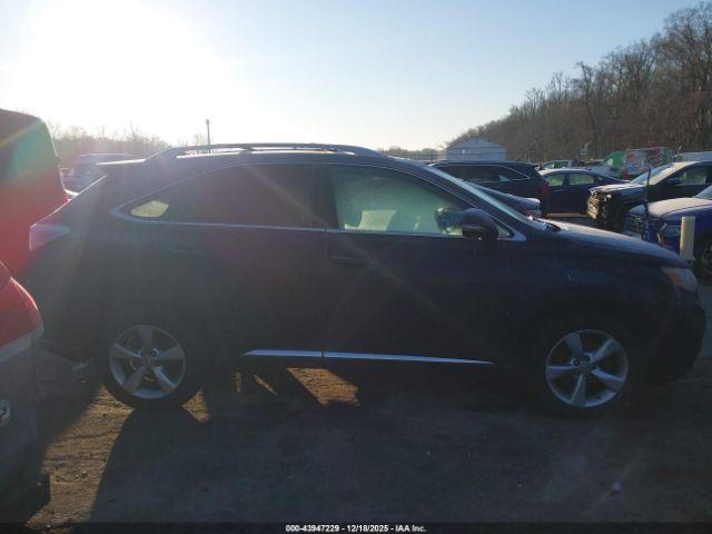 Lexus RX Image 12