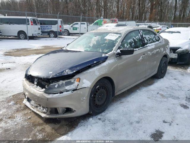 Volkswagen Jetta 2.0l S Image 4