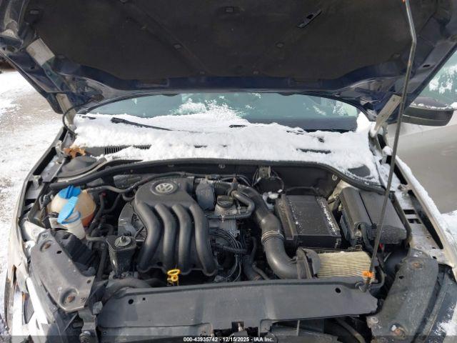 Volkswagen Jetta 2.0l S Image 10