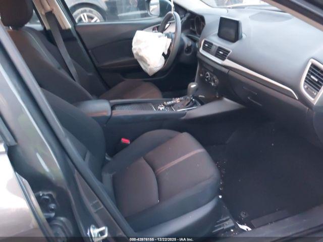 Mazda Mazda3 Sport Image 3