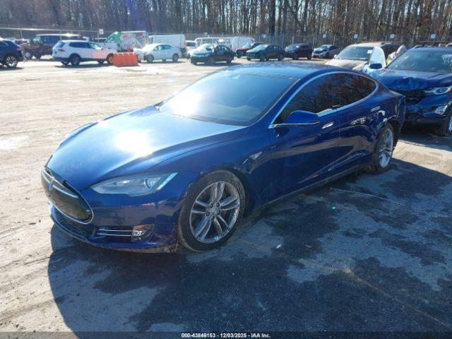 Tesla Model S Image 3