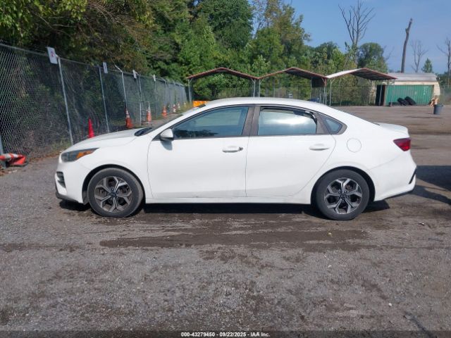 Kia Forte Lxs Image 17