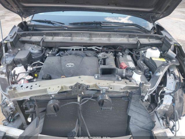 Toyota Highlander L Image 19