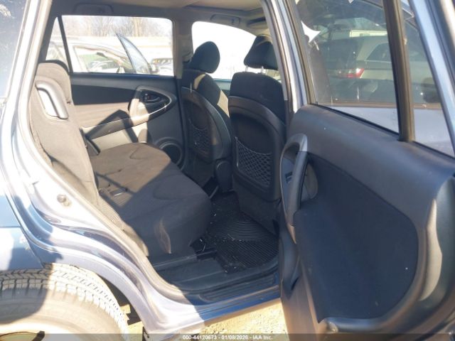 Toyota RAV4 Sport Image 7