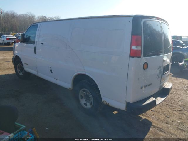 GMC Savana Work Van Image 4