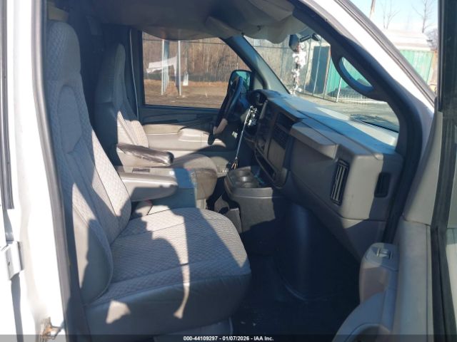 GMC Savana Work Van Image 2