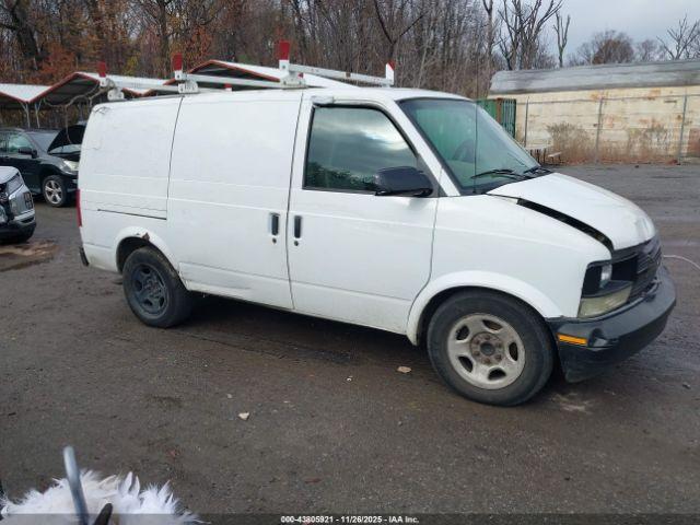  Salvage Chevrolet Astro