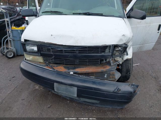 Chevrolet Astro Image 14