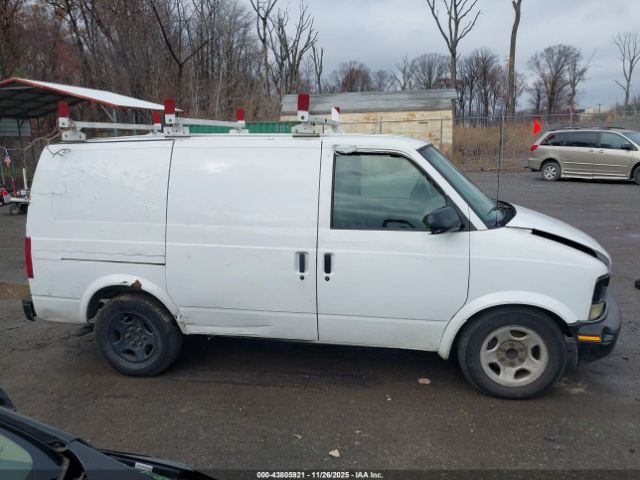 Chevrolet Astro Image 10