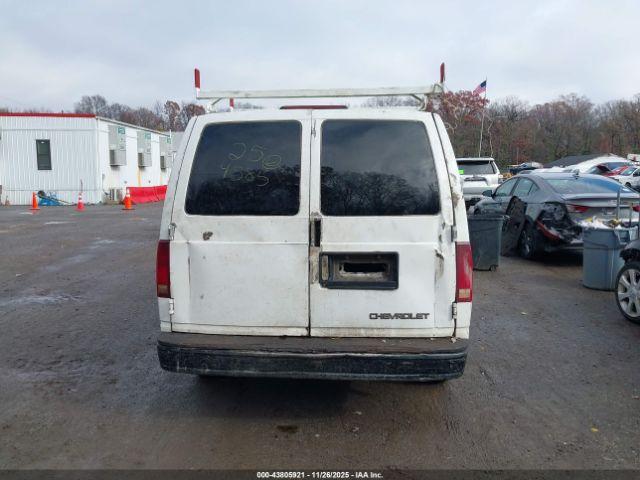 Chevrolet Astro Image 15