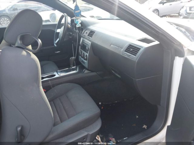 Dodge Challenger Se Image 7