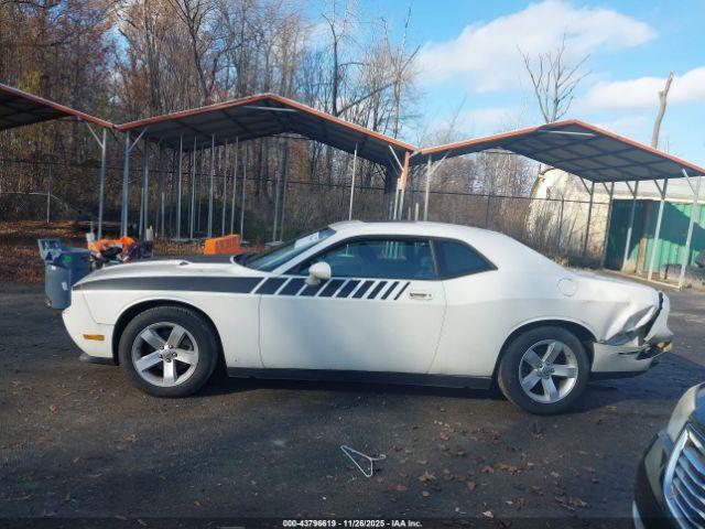 Dodge Challenger Se Image 13