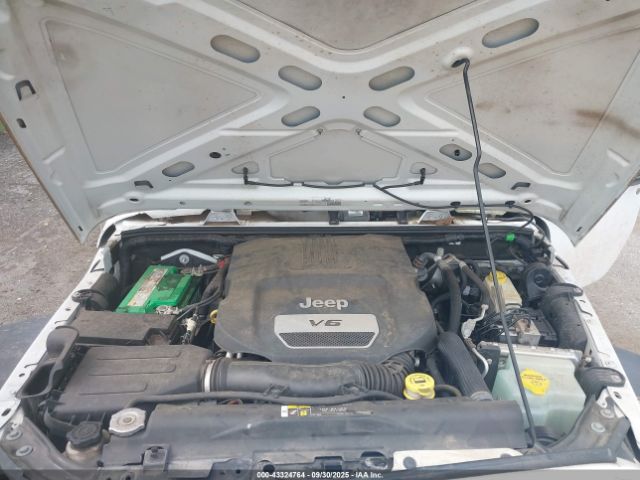 Jeep Wrangler Sport 4x4 Image 9