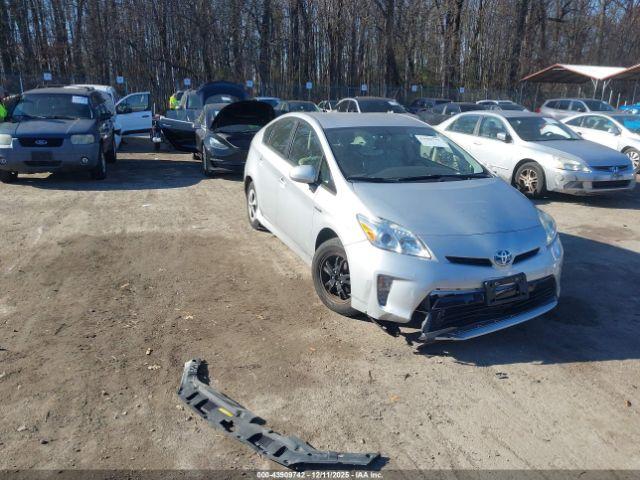  Salvage Toyota Prius
