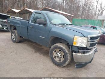  Salvage Chevrolet Silverado 2500