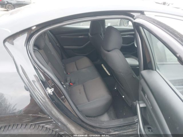 Mazda Mazda3 2.0 Image 17